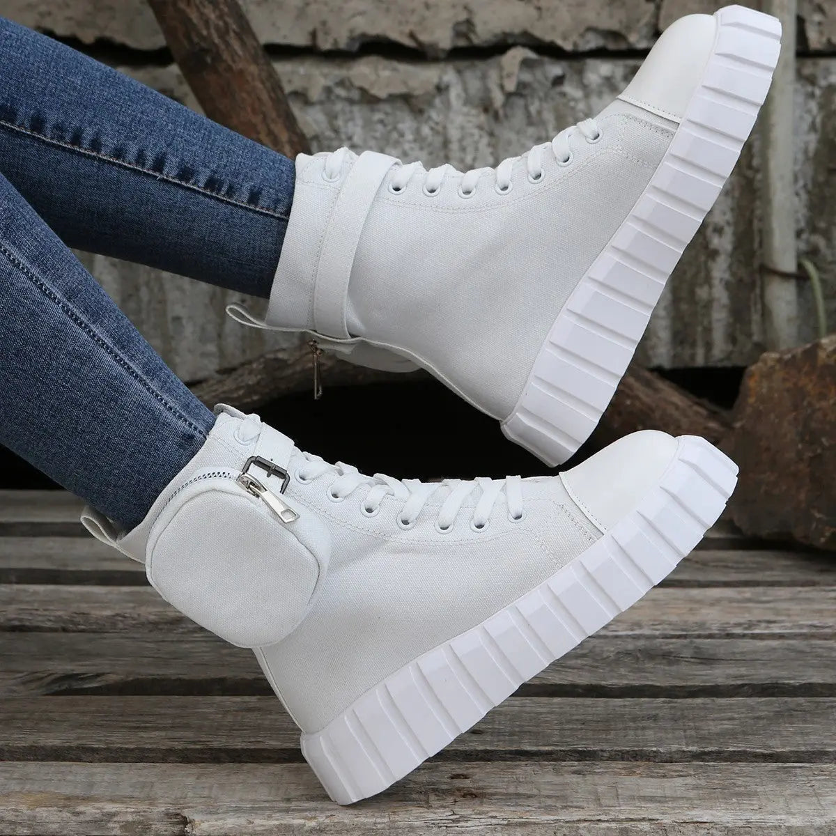 Trendy Women’s High-Top Canvas Sneakers null
